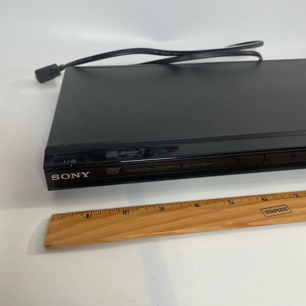 Sony DVD CD player Compact Model DVP-SR200P